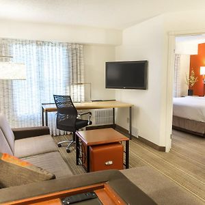 One-Bedroom King Suite